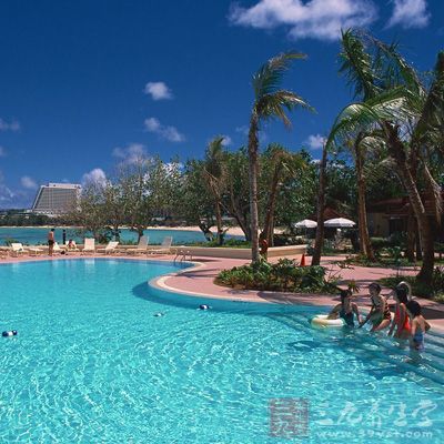 为什么会掉头发 不同人群掉头发的原因(2) - 三