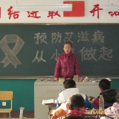 北京卫生服务机构今年全部可快速检测艾滋病(