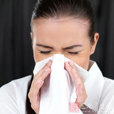 嗓子痒咳嗽不止以为是感冒 原是过敏性鼻炎