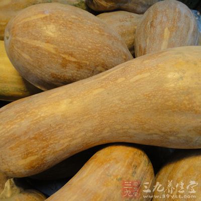 多吃窩瓜(尤其是生食或蒸至半熟)，可降血壓