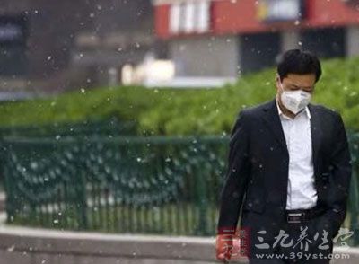 杨絮过敏患者较往年同期偏少 高发期或后延