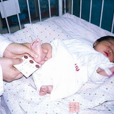 筛查新生儿疾病 3滴血可筛查出29种遗传病