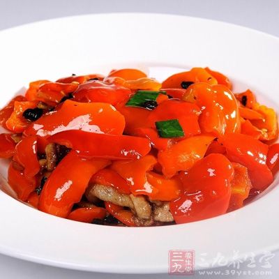 辛辣食物既能促进血液循环，又能增进脑细胞活性