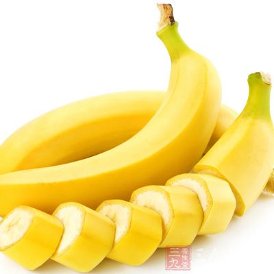 全身美白方法三：香蕉+牛奶护体膜