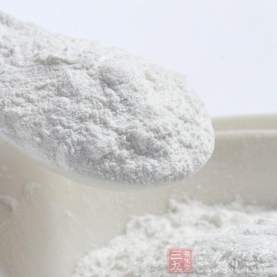 糯米粉1罐(以椰桨罐量度)，糖2汤匙