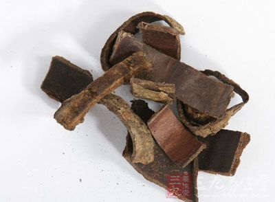 杜仲的功效与作用及食用方法