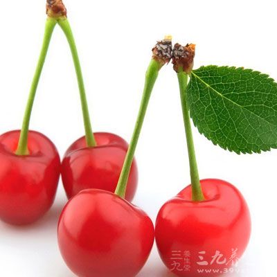 樱桃含钾量高却是不可轻视的，每100克含钾258毫克，对于有肾病患者可不是一个小数字