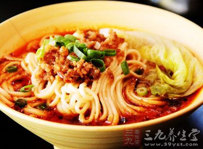 擔(dān)擔(dān)面(Noodles, Sichuan Style)，漢族特色面食