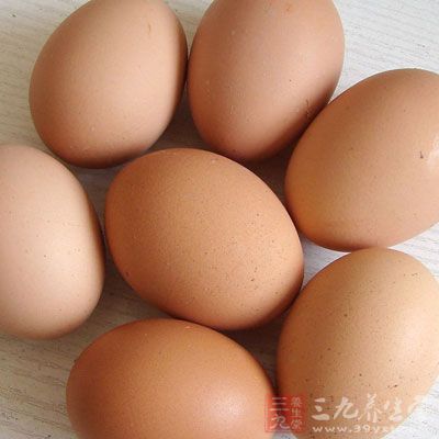 鸡蛋减肥法是指以鸡蛋为主，每日三餐以鸡蛋为主食