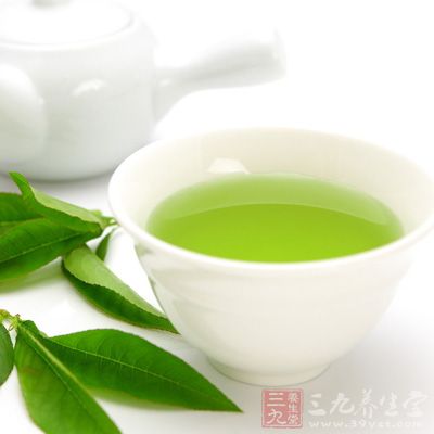 女性朋友们应多食用绿茶