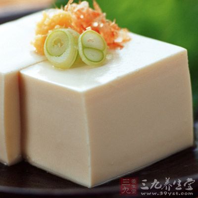 牛奶、豆腐、青菜等食物原屬“陰性”，容易造成體寒