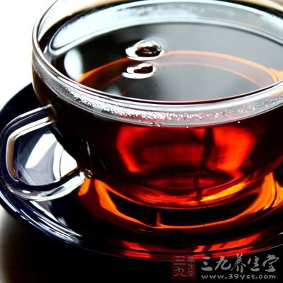 滇红茶中含有氟、滇红茶多酚等成分