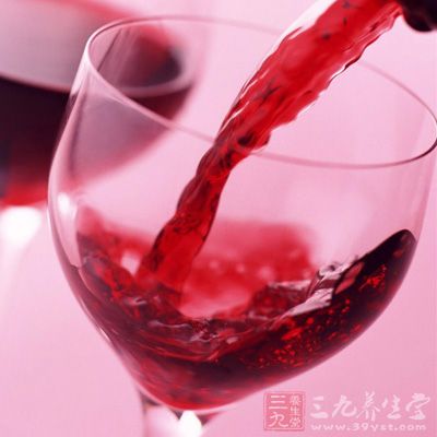 紅葡萄酒可以增強(qiáng)免疫力