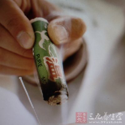 温针灸是针刺与艾灸结合应用的一种方法，适用于既需要留针而又适宜用艾灸的病症