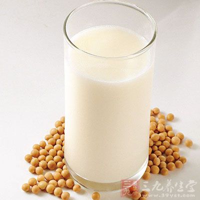豆浆2碗,大米50克,白糖适量 豆浆2碗,大米50克,白糖适量