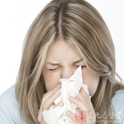 过敏性鼻炎不易治 容易升级变哮喘