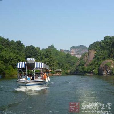 廣州周邊避暑好去處：丹霞山