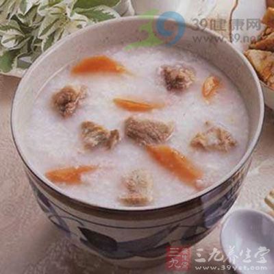 苏子粥具有利膈消痰,降气定喘的功效,适用于哮喘中医辨证为肺寒者食用