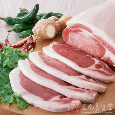 瘦猪肉250g，蒲公英、薏苡仁各30克