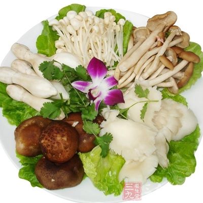 维生素B群：菌菇类食物富含维生素B群，能促进代谢