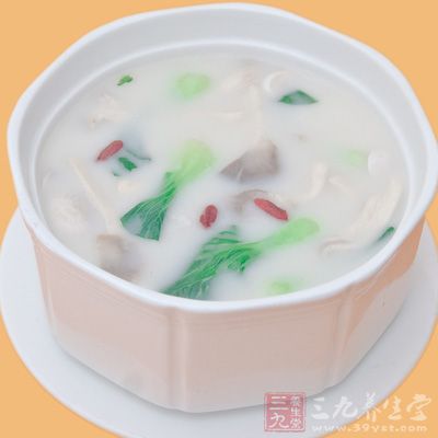 蘑菇豆腐汤