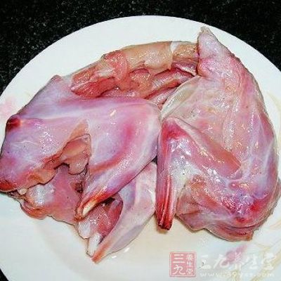 兔肉健脾汤配原料：兔肉200克