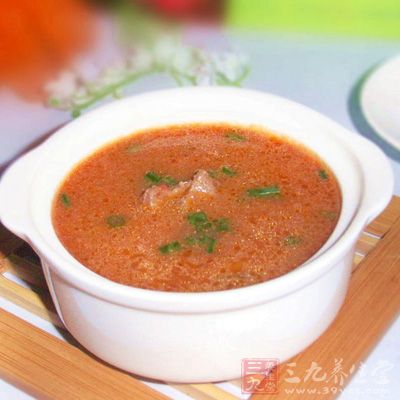 清肠瘦身食谱一、番茄浓汤