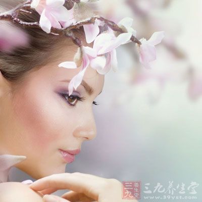 <em>月经量少</em>发黑的原因 <em>女生</em>要知道的常识 - 三九