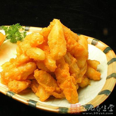 避免吃有刺激性的食品，如油炸食品