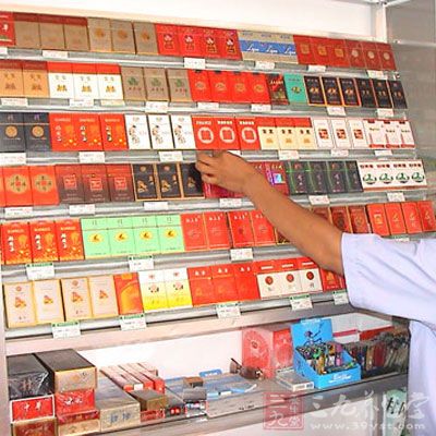 六成人不知控烟令实施日 建议禁广告宣传烟草