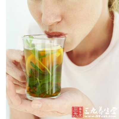 大黄绿茶