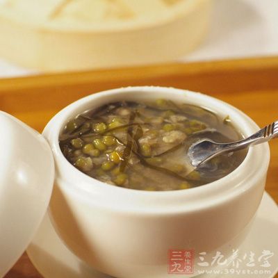 绿豆汤是营养专家推荐的高效清脂瘦身饮品