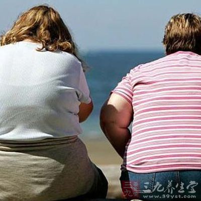 結果沖繩居民患癌症,心血管病和糖尿病的人增加。百分之四十七的冲绳男子至今仍属于肥胖 結果沖繩居民患癌症,心血管病和糖尿病的人增加。百分之四十七的冲绳男子至今仍属于肥胖