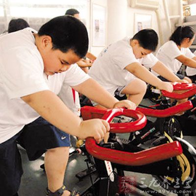 山东120万中小学生体重超标肥胖纳入地方考核