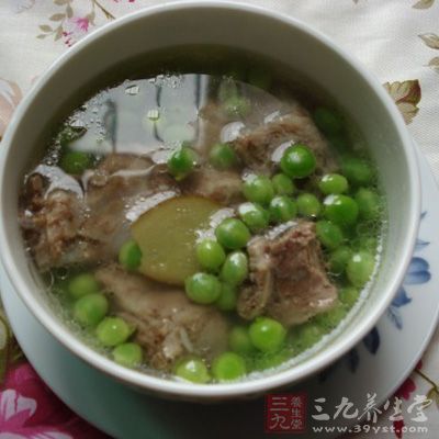 排骨菜干青豆粥