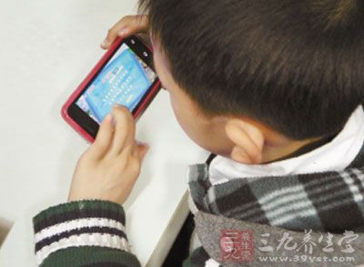 微信入侵 家长进退两难