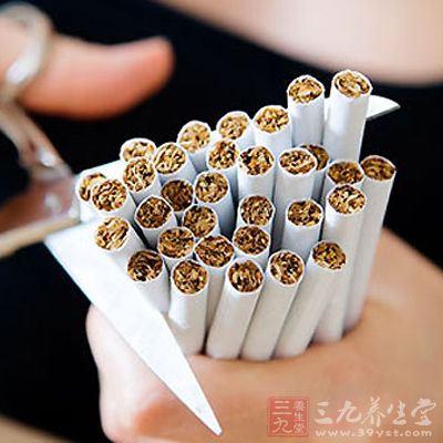 别吸烟。与吸烟的人保持一定距离