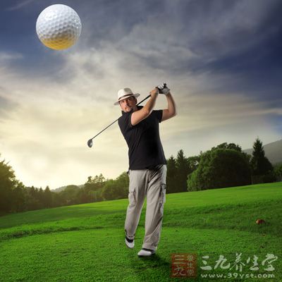 高尔夫球怎么打 新人如何最快学会打高尔夫(9