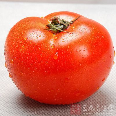 材料：番茄一个