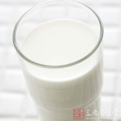 牛奶作為古老的天然飲料之一，素有“白色血液”的美譽(yù)