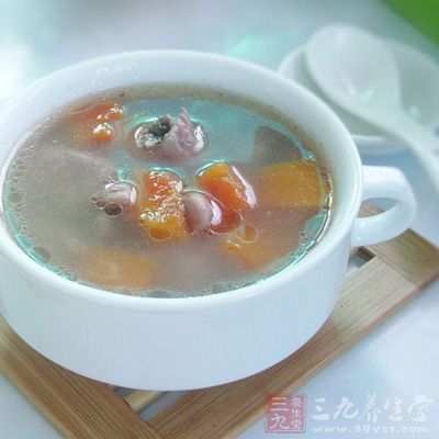 花生排骨煲木瓜