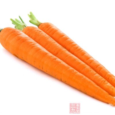 菠菜和胡萝卜等含有非常丰富的粘多糖、叶酸、生物碱的食物