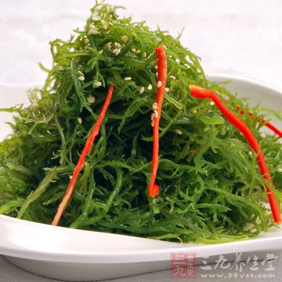 忌食或少食：海藻、草豆蔻、荷叶、白酒、薄荷、菊花、槟榔、生萝卜等