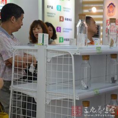 武汉市首个食品药品安全宣传教育基地正式开放