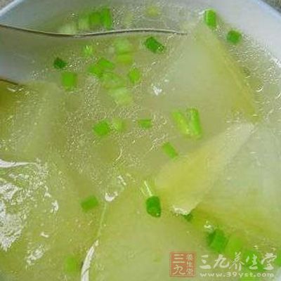 午餐：冬瓜汤为主菜