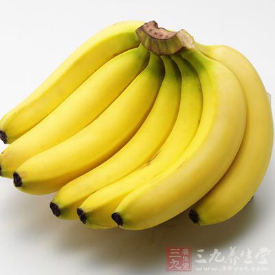 材料：香蕉半根