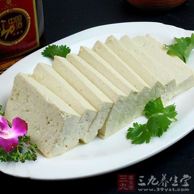 鲜嫩可口的豆腐是食药兼备的食品