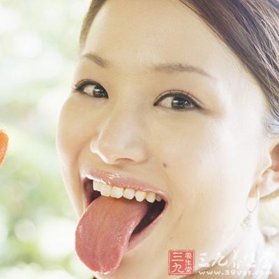 舌苔发白是什么原因 如何保证舌头的健康(4)