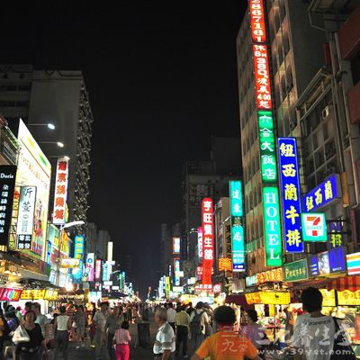 台湾六合夜市