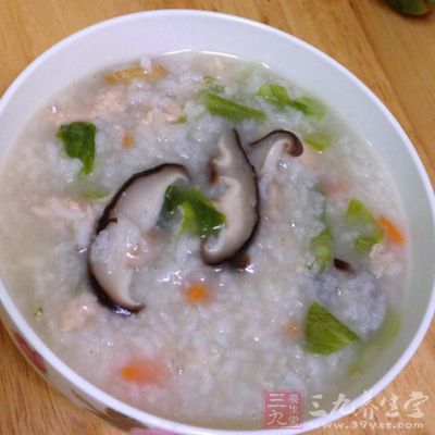 香菇鸡肉粥